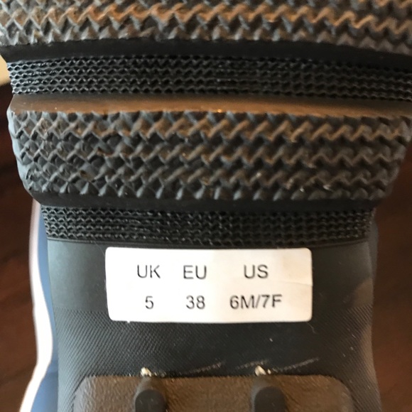 Hunter Tall Navy Rain Boots - Picture 6 of 6